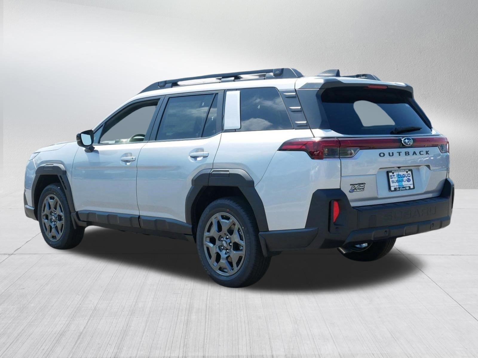 New 2026 ICE SILVER METALLIC Subaru Premium image 3