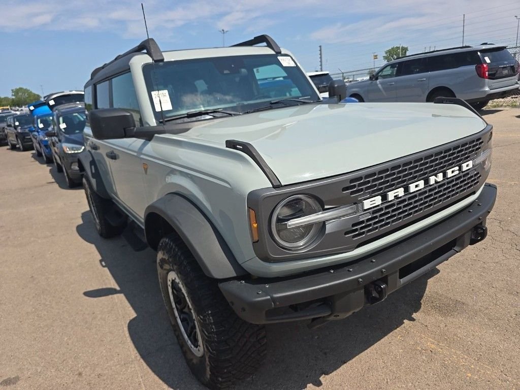 Used 2023 Gray Ford Badlands image 3