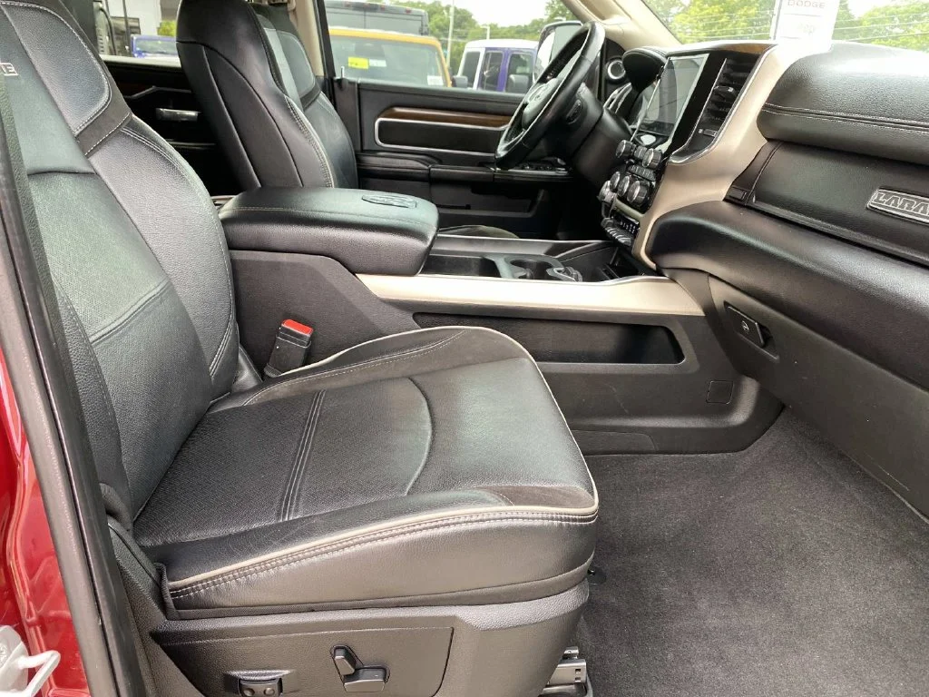 Used 2022 Red Ram Laramie image 27