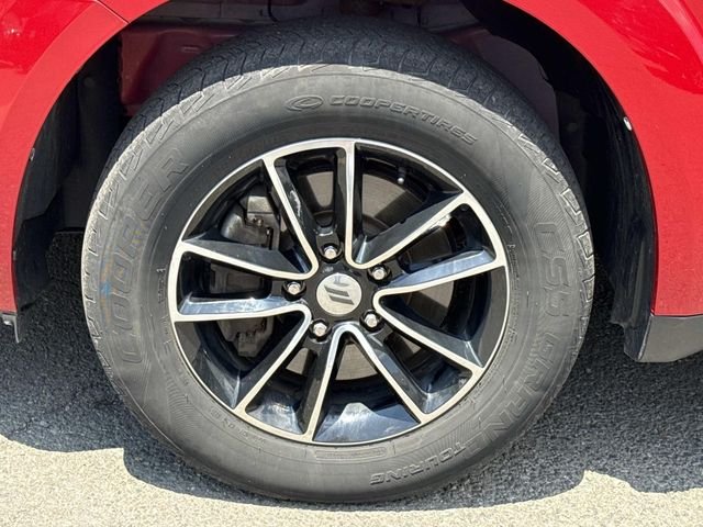 Used 2018 Red Dodge SE image 11