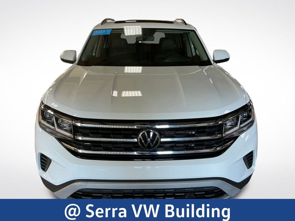 Used 2023 Pure White Volkswagen 3.6L V6 SE w/Technology image 9