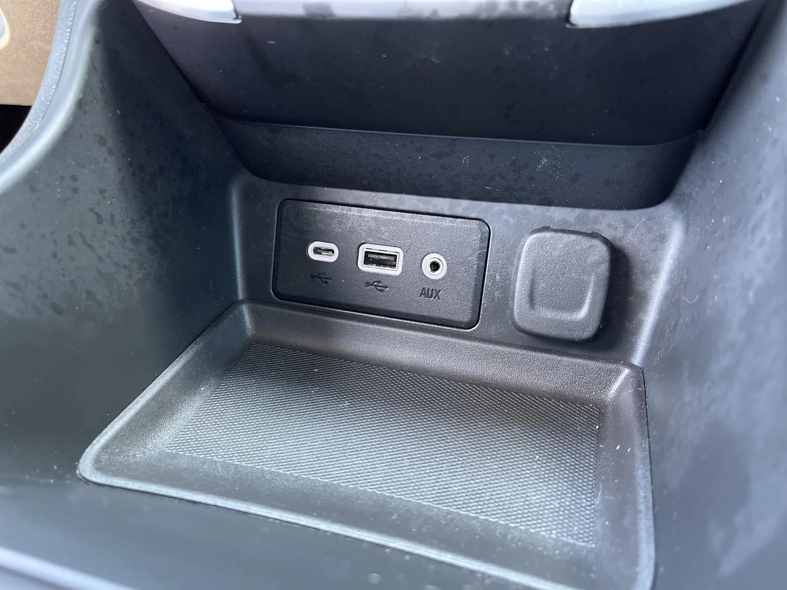Used 2024 Riptide Metallic GMC SLE image 28