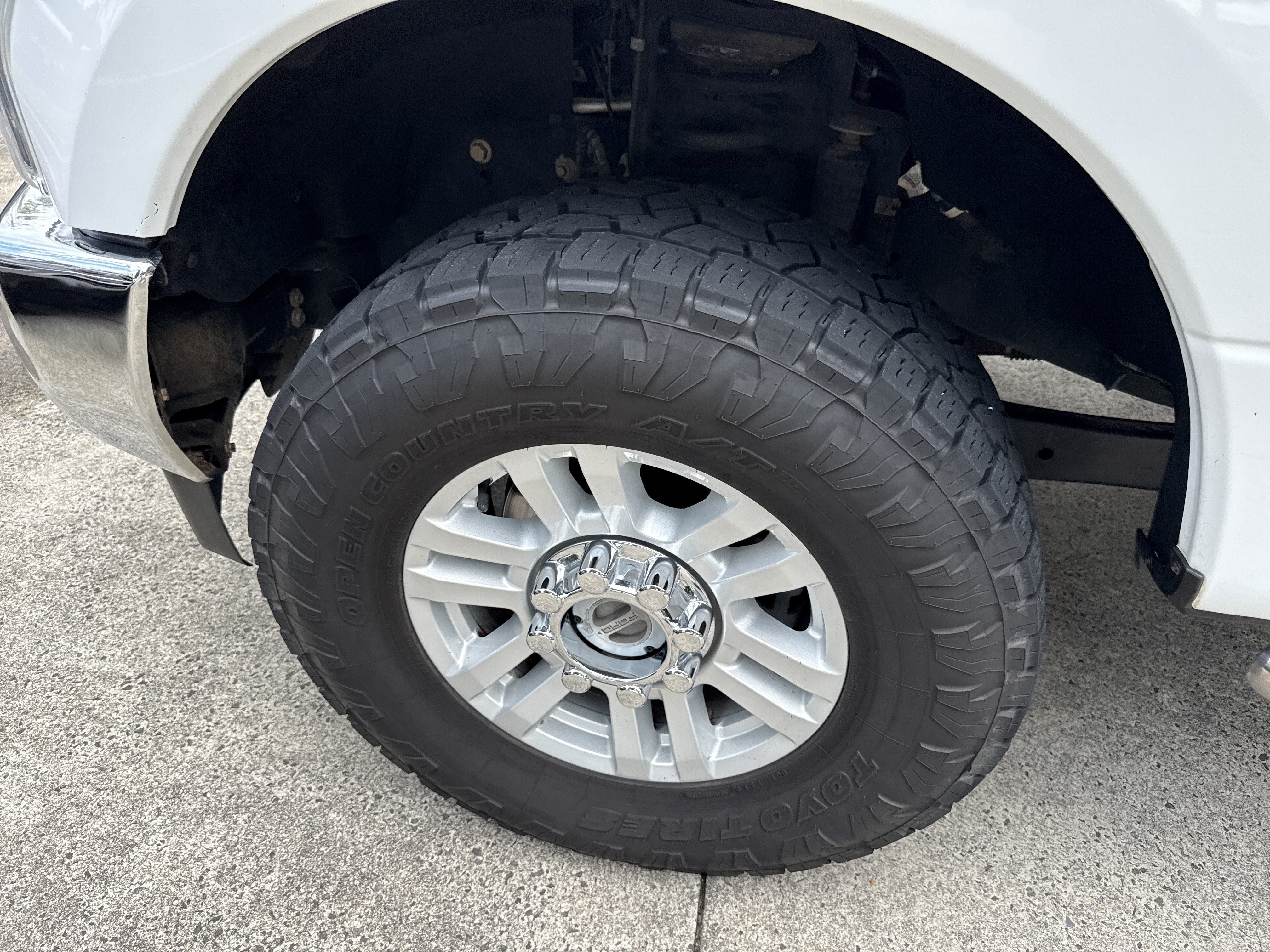 Used 2019 Oxford White Ford XLT image 12