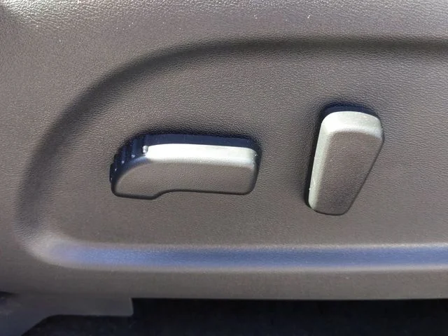 Used 2019 Gray Nissan SV image 16