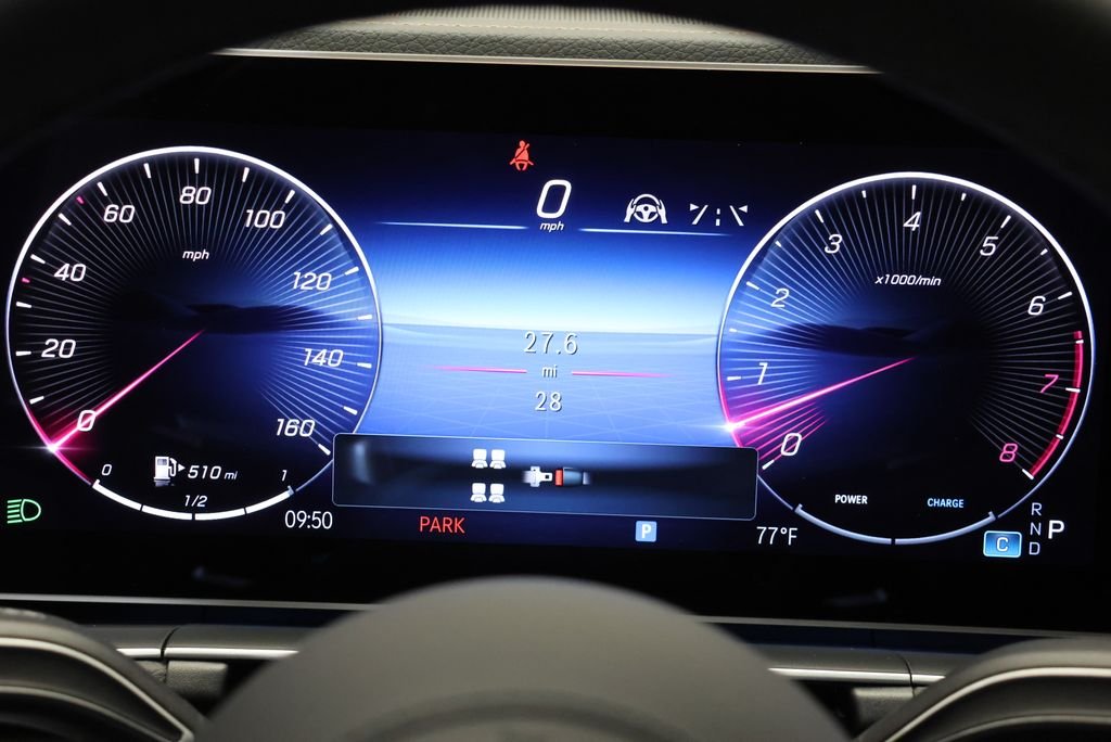 New 2026 MANUFAKTUR Moonlight White Metallic Mercedes-Benz GLS 450 image 23