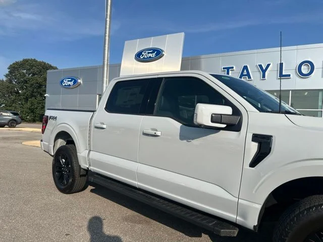 New 2026 Avalanche Ford Lariat® image 7