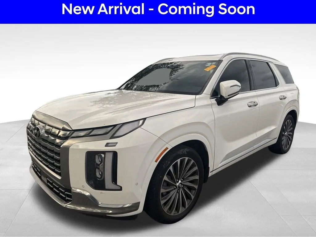 Used 2024 White Hyundai Calligraphy image 2