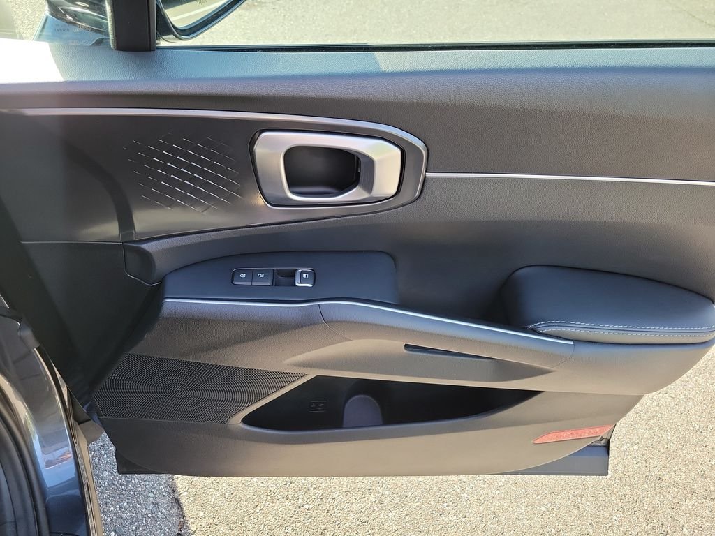 Certified Used 2022 Gravity Gray Kia LX image 11