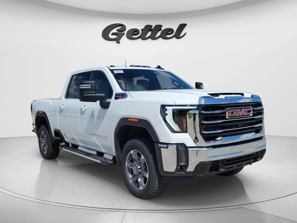 New 2026 Summit White GMC SLE image 2