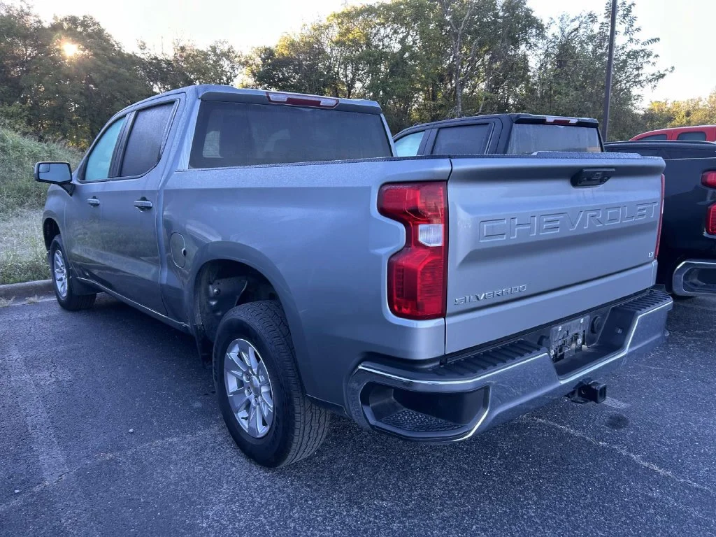 Used 2026 Sterling Gray Metallic Chevrolet LT image 5