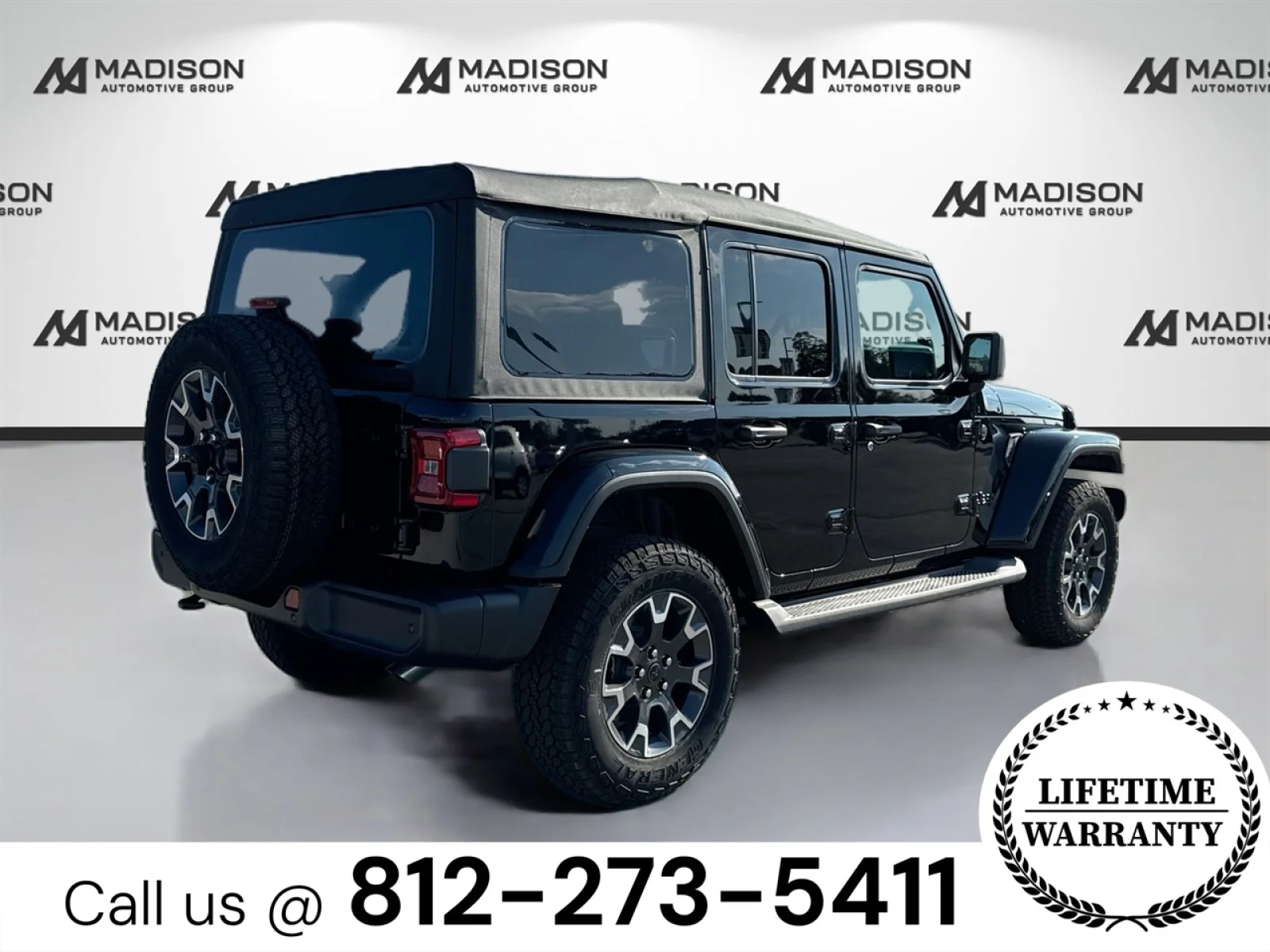 New 2025 Black Clearcoat Jeep Sahara image 5