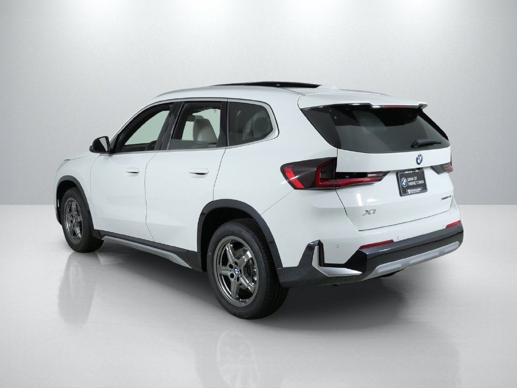 New 2027 Alpine White BMW xDrive28i image 14