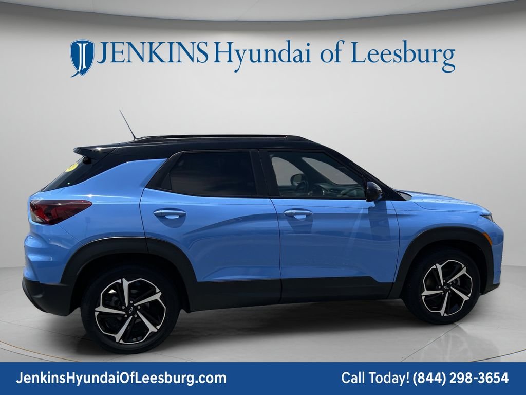 Used 2023 Blue Chevrolet RS image 4