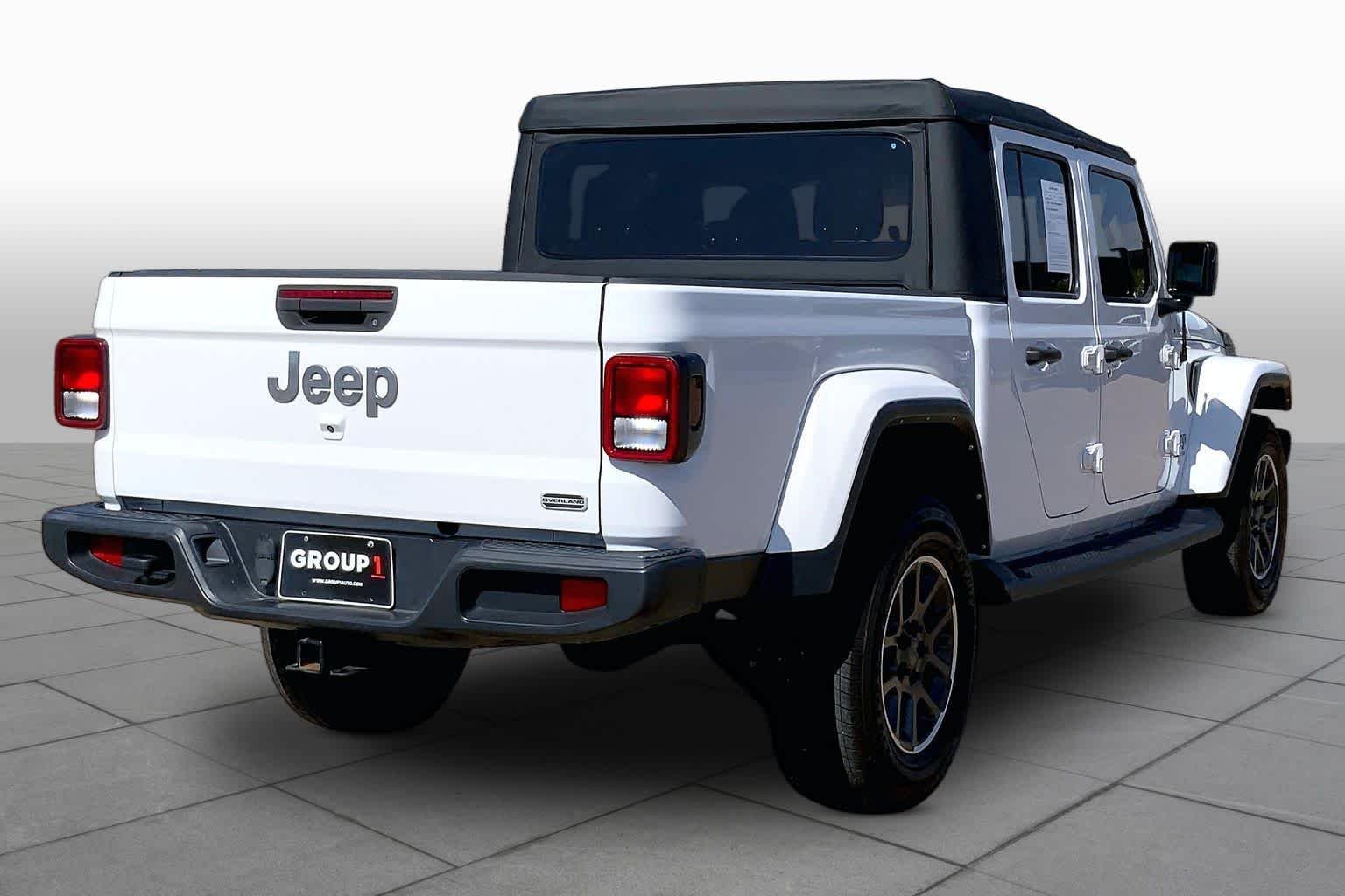 Used 2022 Bright White Clearcoat Jeep Overland image 25