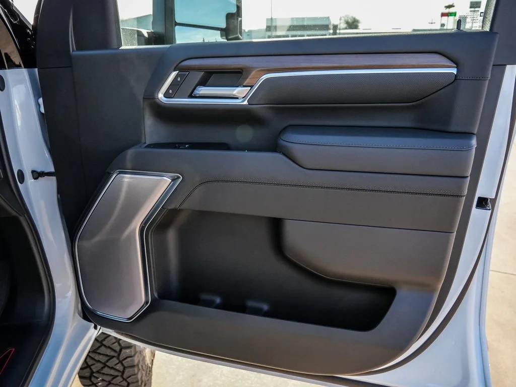 2026 Chevrolet Silverado 3500 HD High Country - Photo 25