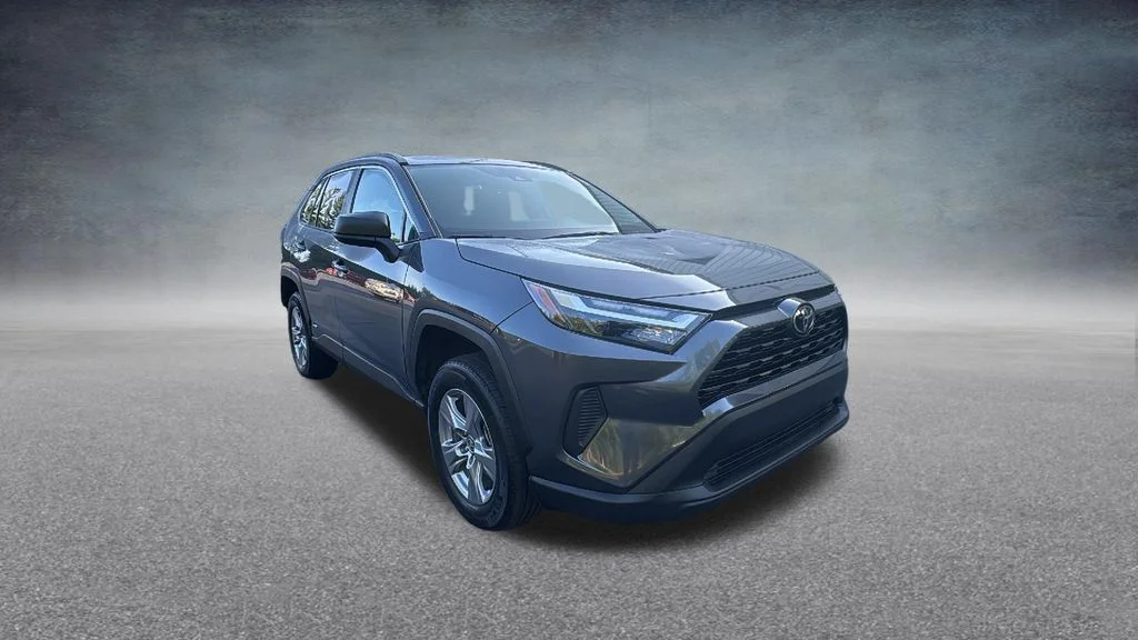 Used 2025 Gray Toyota LE image 3