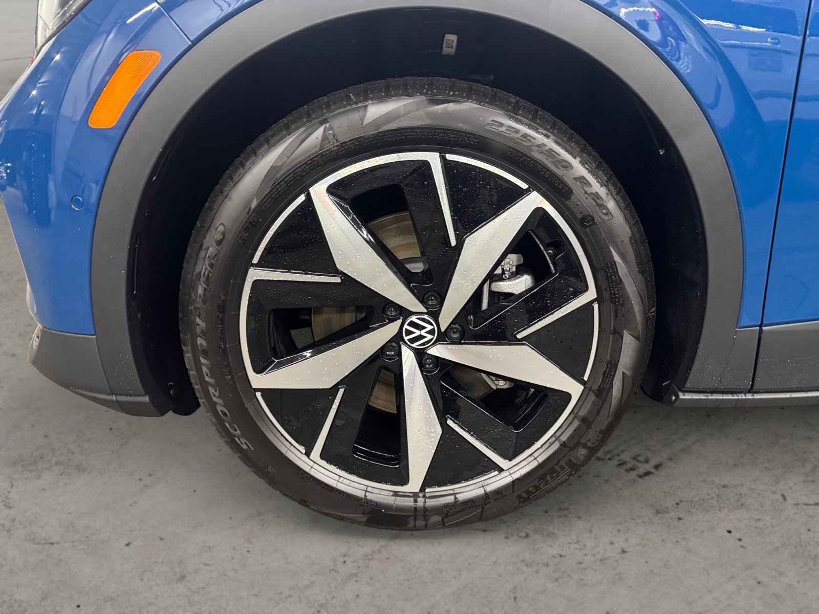 New 2026 Mountain-Lake Volkswagen Pro S image 14