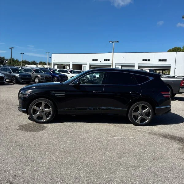 Used 2023 Black Genesis 3.5T image 2
