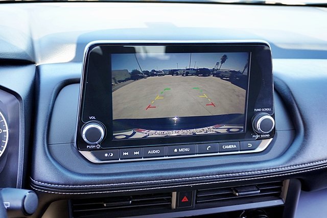 Used 2025 Black Nissan S image 36