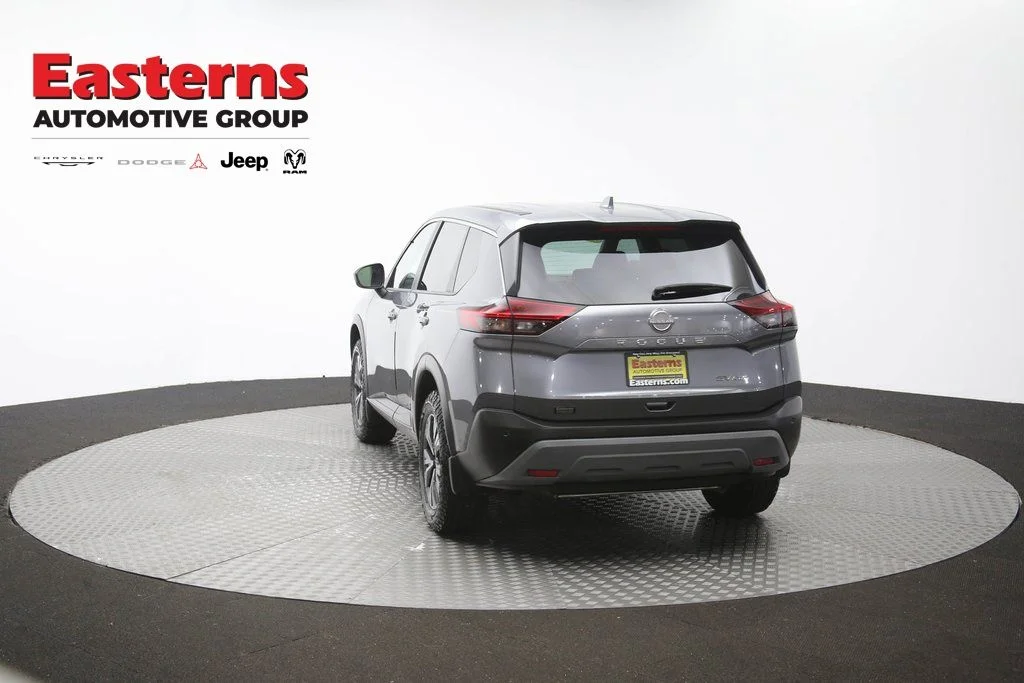Used 2023 Gray Nissan SV image 66