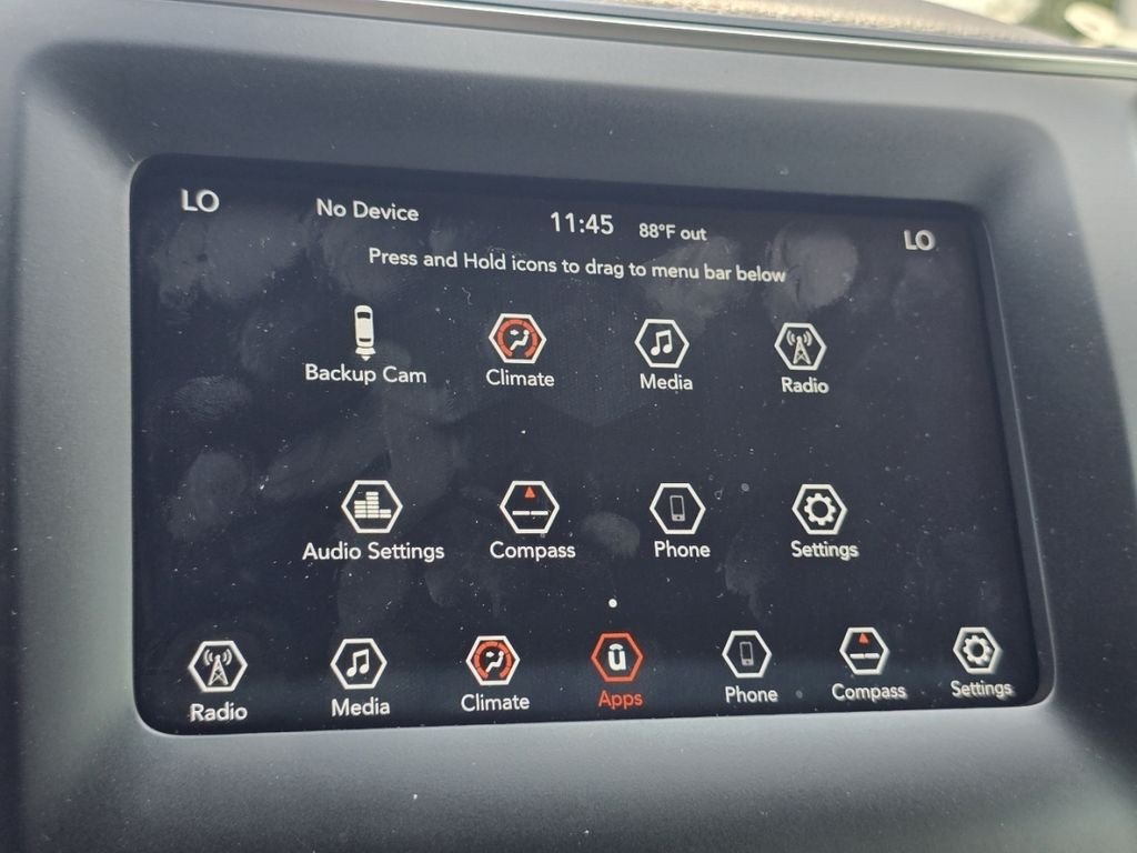 Used 2019 Black Jeep Latitude Plus image 4