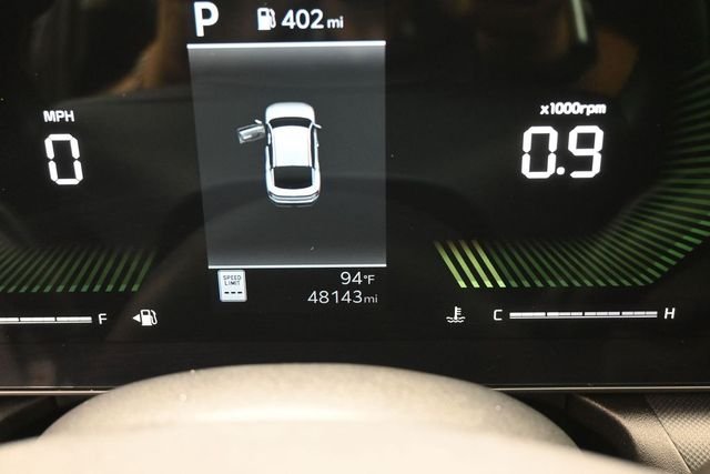 Used 2025 Gray Kia LXS image 6
