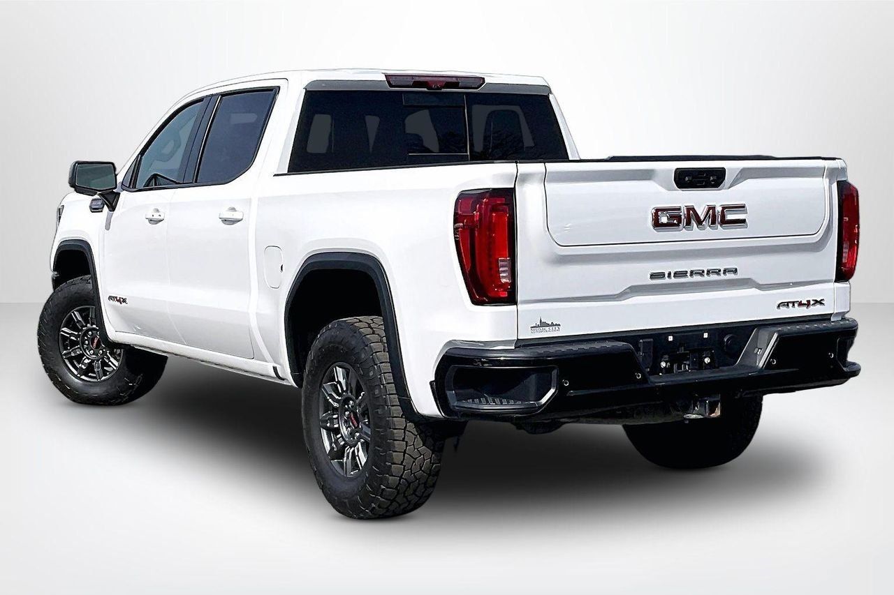 Used 2024 Summit White GMC 4WD Crew Cab Short Box AT4X image 5