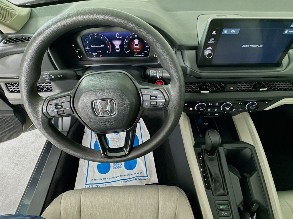 New 2026 Meteorite Gray Metallic Honda SE image 12
