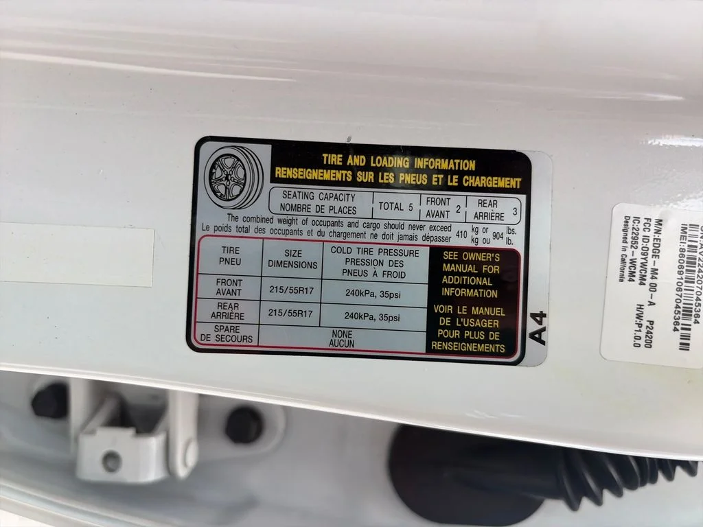 Used 2019 White Hyundai Limited image 32