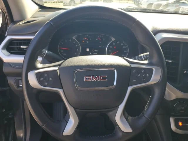 Used 2020 Carbon Black Metallic GMC SLT image 10