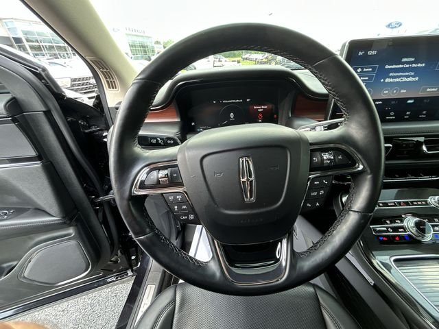 Used 2023 Black Lincoln Reserve image 20