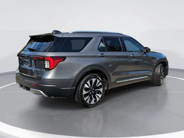 Used 2025 Gray Ford Platinum image 3
