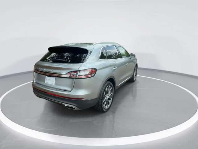Used 2021 Silver Lincoln Reserve image 8