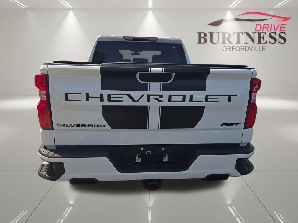 Used 2021 White Chevrolet RST image 7