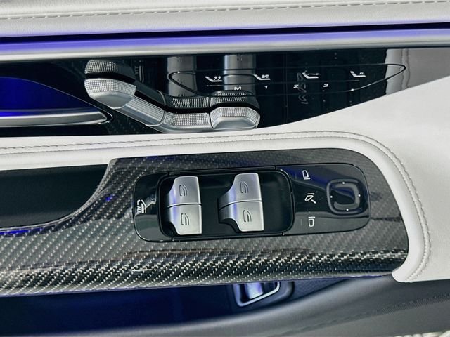 Certified Used 2026  Mercedes-Benz SL 63 AMG® image 18