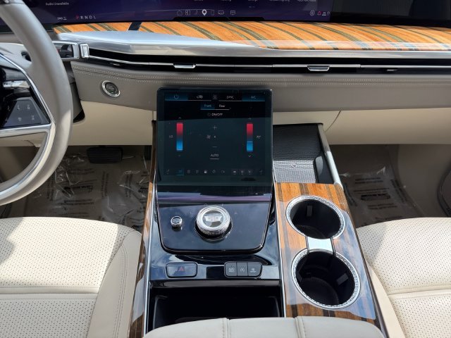 Used 2025 White Cadillac Sport Platinum image 15