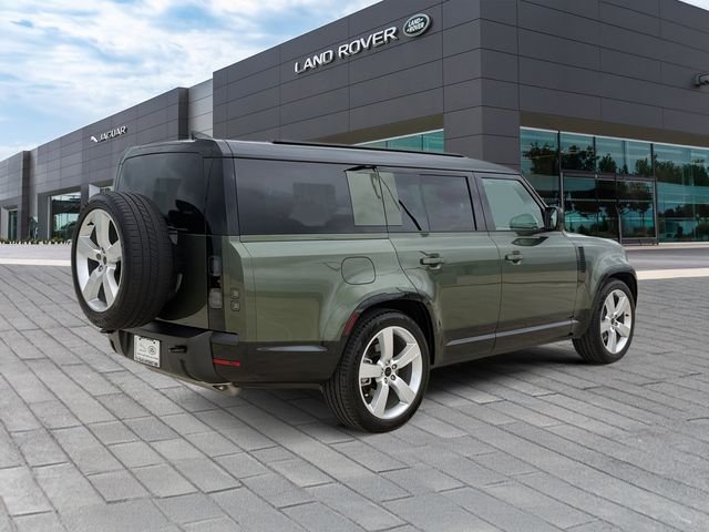Certified Used 2026 Green Land Rover X-Dynamic SE image 5
