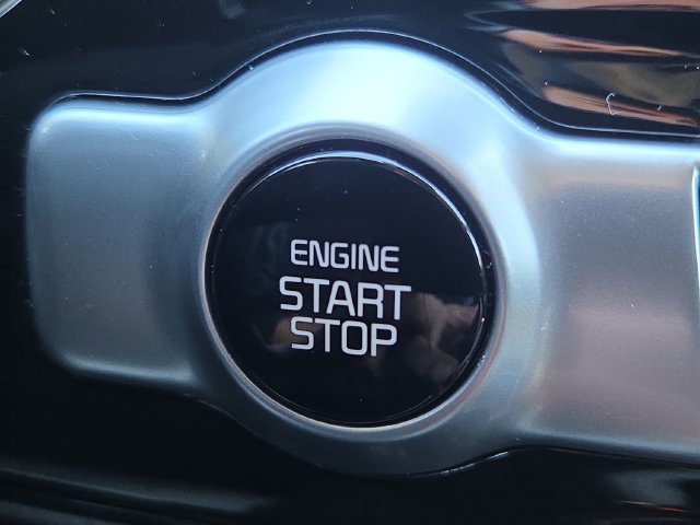 Certified Used 2022 Gray Kia EX image 18