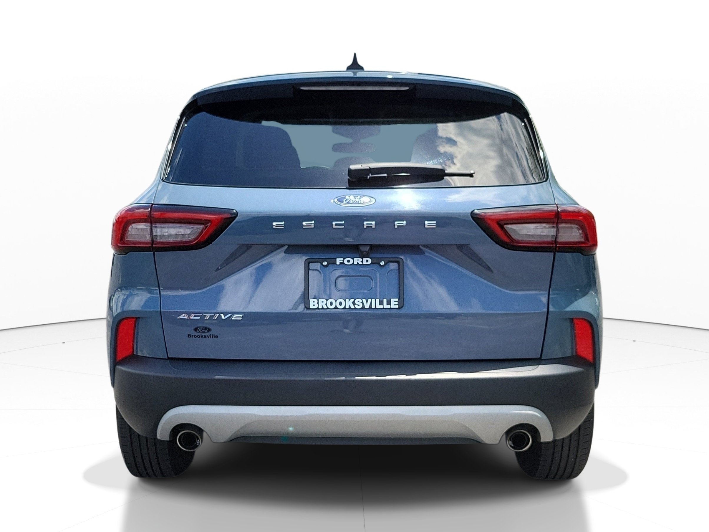Used 2024 Vapor Blue Ford Active image 4