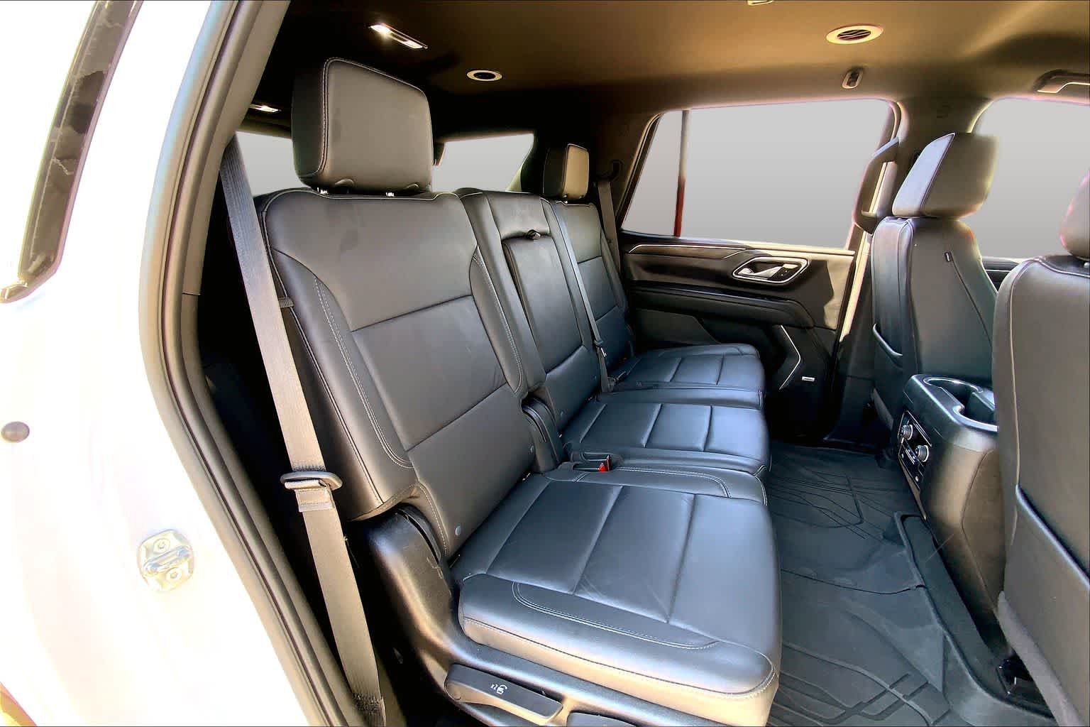 Used 2024 Summit White Chevrolet LT image 20