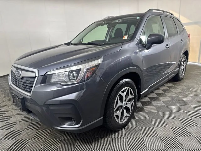 Used 2020 Gray Subaru Premium image 8
