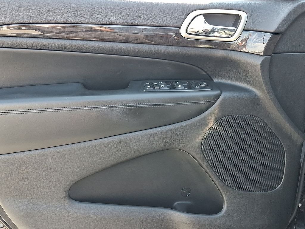 Used 2011 Black Jeep Laredo image 13
