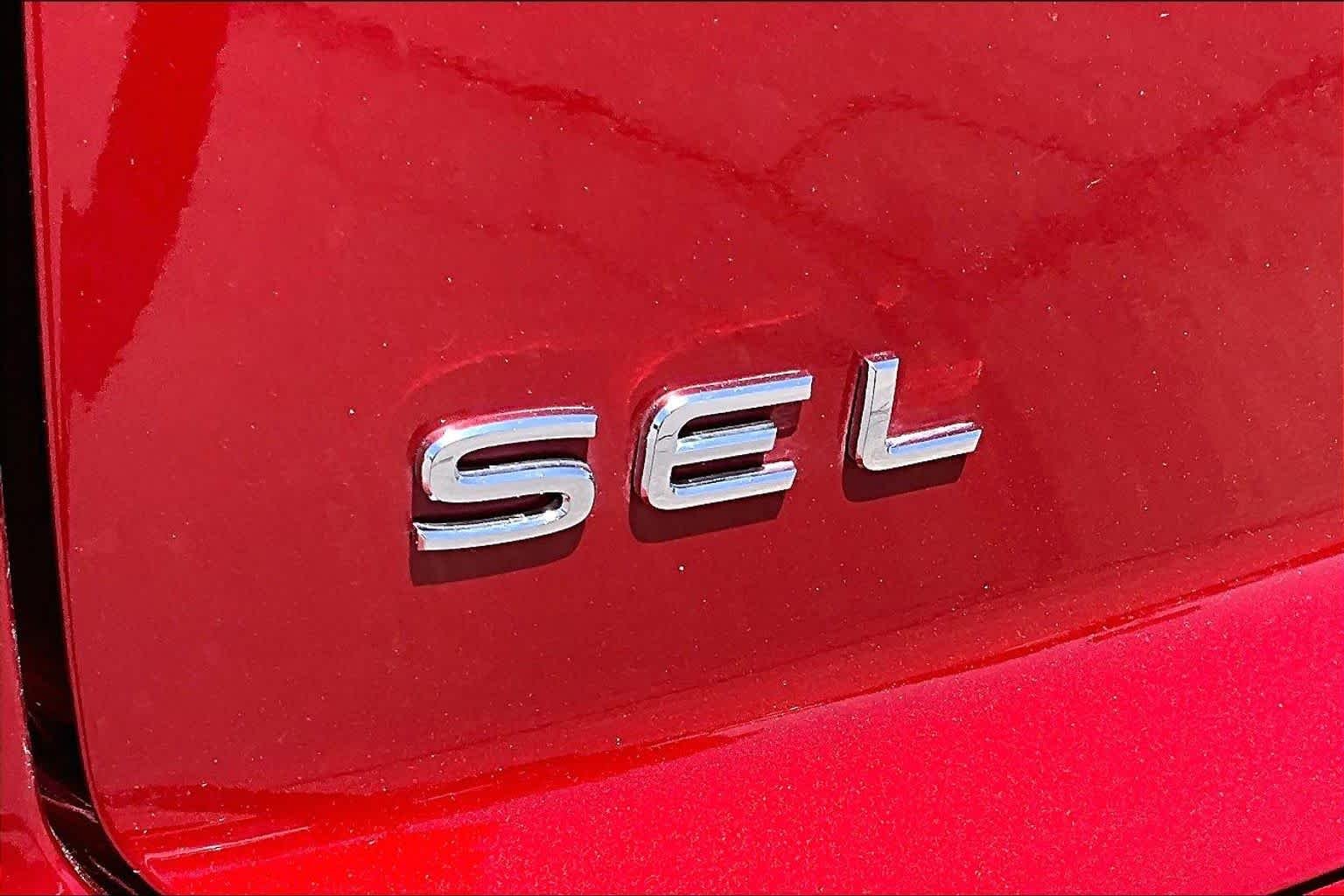 Used 2024 Aurora Red Metallic Volkswagen 2.0T SEL Premium R-Line image 28