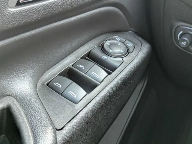 Used 2022 Red Chevrolet LT image 25