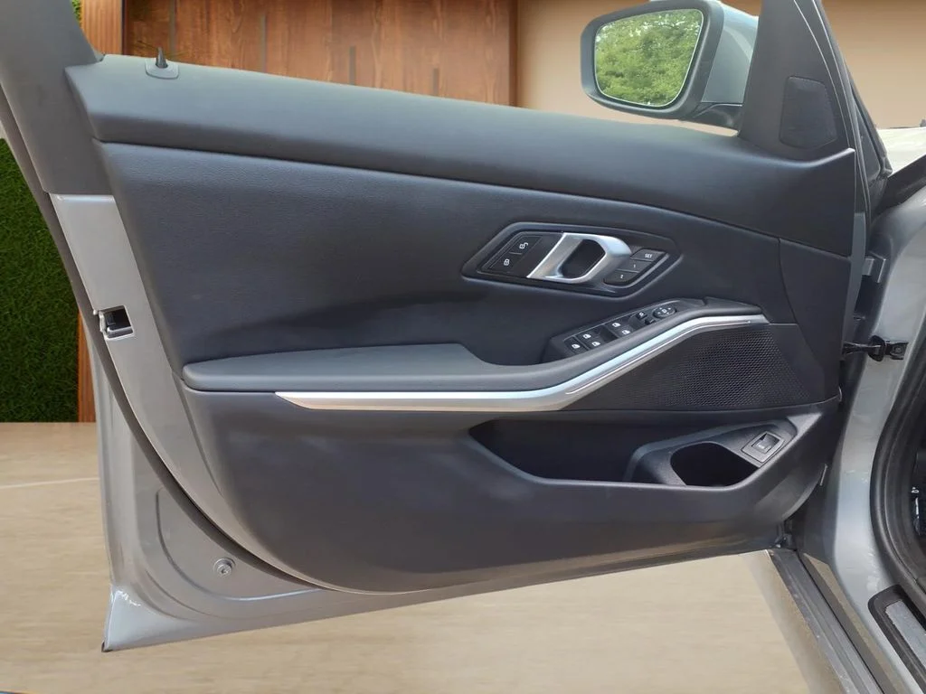 Used 2025 Gray BMW 330i image 19