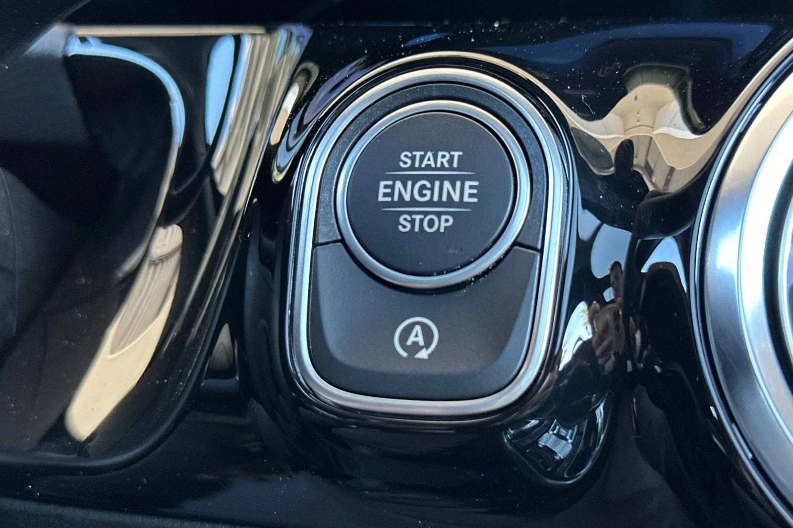 New 2026 Cosmos Black Metallic Mercedes-Benz GLA 250 image 20