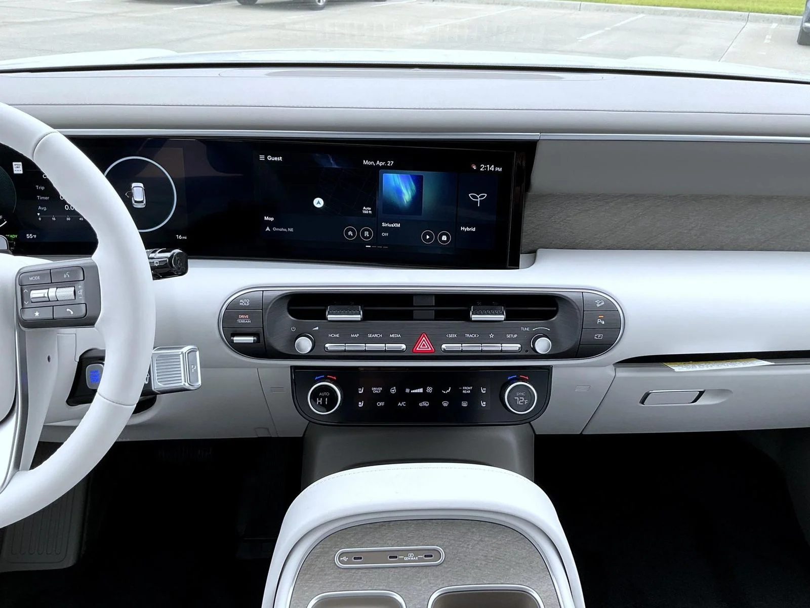 New 2026 White Hyundai SEL Premium image 13