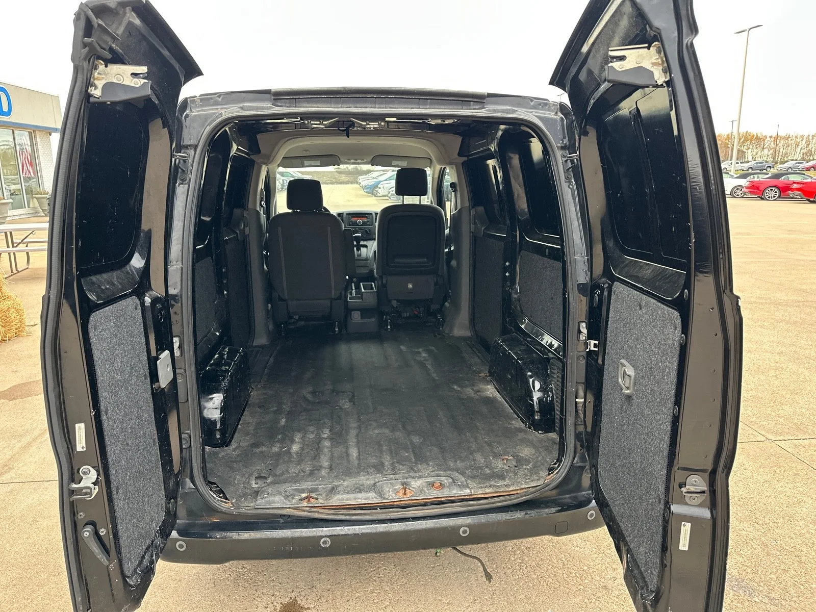 Used 2015 Black Chevrolet LS image 7