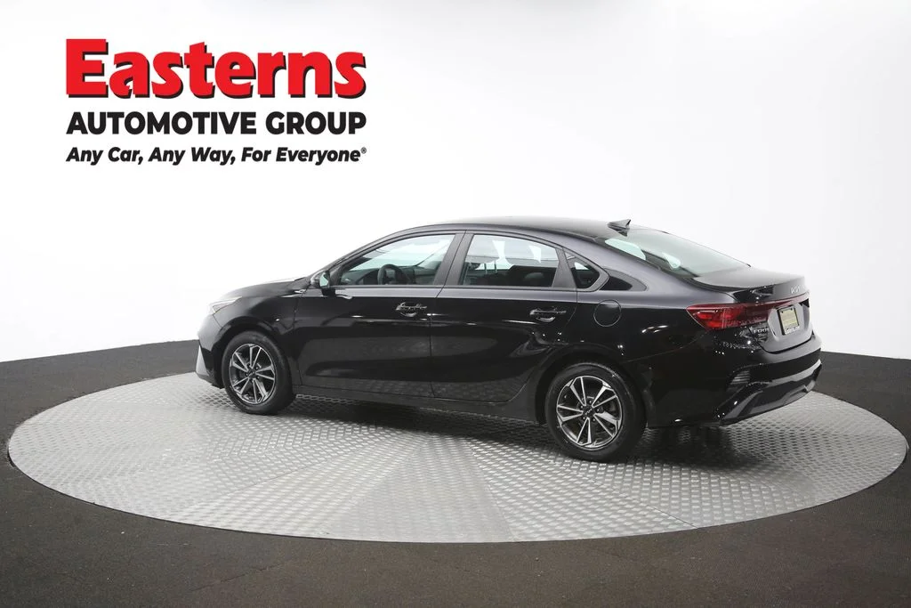 Used 2023 Black Kia LXS image 62