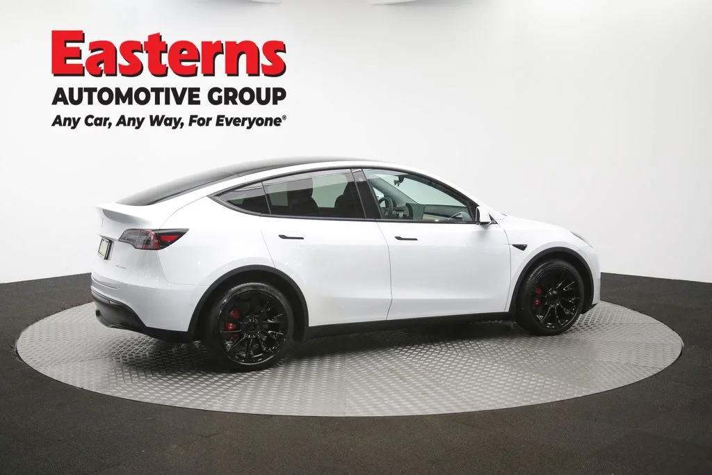Used 2022 White Tesla Long Range image 37